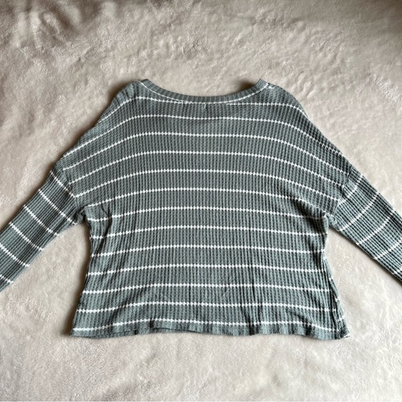 Charlotte Russe cropped knit long sleeve, dusty teal color, size medium - Picture 2 of 2